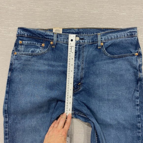 Levi's 514 Straight Leg Jeans Men's 40 x 30 Regular Fit Medium Wash Denim - Picture 6 of 10